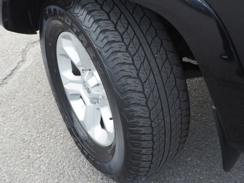 Used 2022 Toyota 4Runner SR5 Premium w/ Moonroof Package image 8