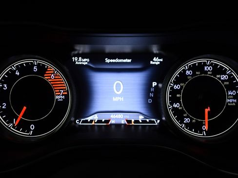 Used 2019 Jeep Cherokee Limited image 25