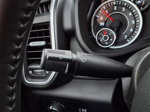 Used 2024 RAM 2500 Big Horn w/ Sport Appearance Package image 19