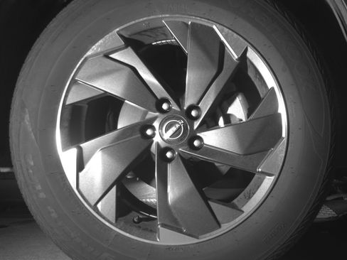 Used 2025 Nissan Rogue SV AWD/4WD image 13