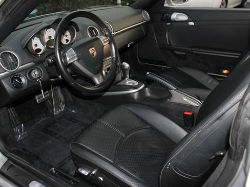 Used 2006 Porsche Cayman S RWD image 15