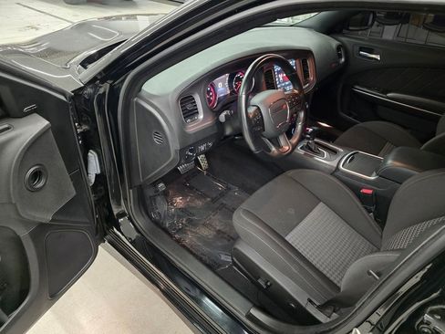 Used 2023 Dodge Charger Scat Pack w/ Harman/Kardon Audio Group image 17