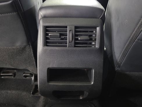 Used 2024 Mitsubishi Outlander Ralliart image 13