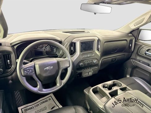 Used 2021 Chevrolet Silverado 1500 Custom Trail Boss AWD/4WD image 27