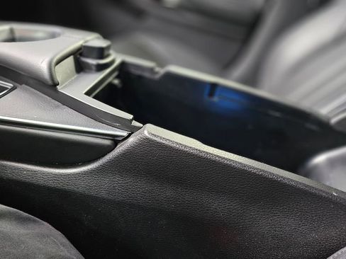 Used 2019 Toyota Avalon XLE w/ Carpet Mat Package image 29