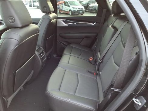 Used 2022 Cadillac XT5 Premium Luxury image 7