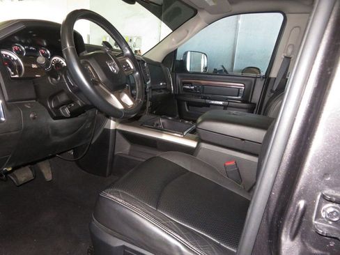 Used 2015 RAM 2500 Laramie w/ Protection Group image 19