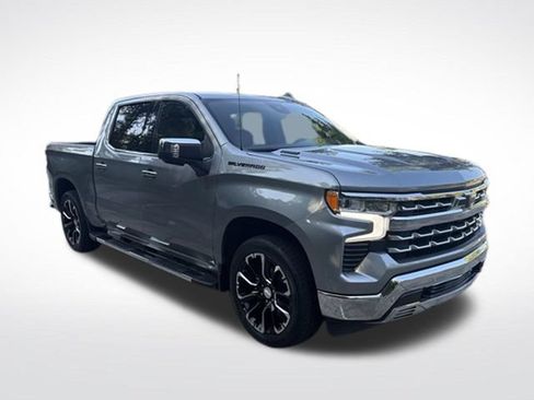 Used 2024 Chevrolet Silverado 1500 LTZ w/ LTZ Convenience Package II AWD/4WD image 9