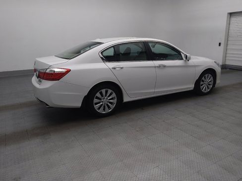 Used 2015 Honda Accord Touring image 10