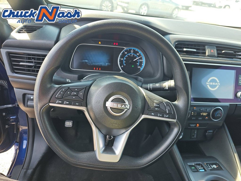 Used 2025 Nissan Leaf S FWD image 9