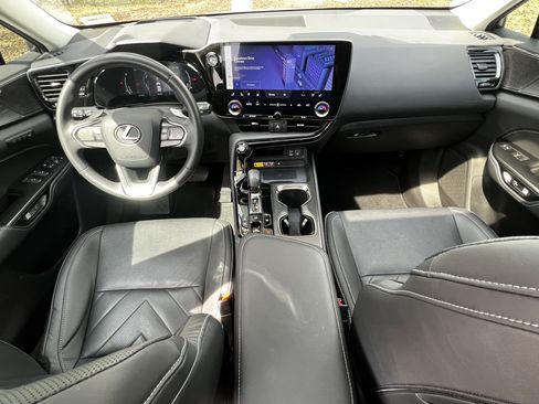 Used 2023 Lexus NX 350h AWD image 33