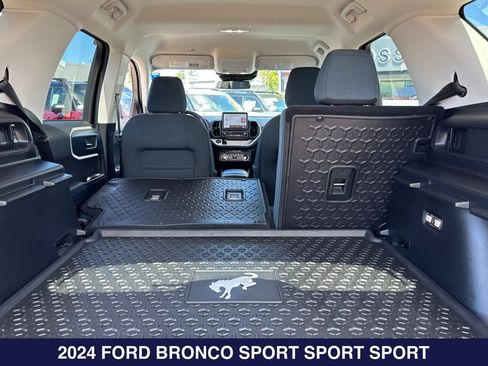 Used 2024 Ford Bronco Sport Heritage w/ Heritage Convenience Package AWD/4WD image 16