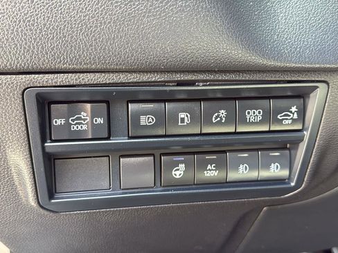 Used 2024 Toyota Tundra Limited w/ TRD Off-Road Package AWD/4WD image 10