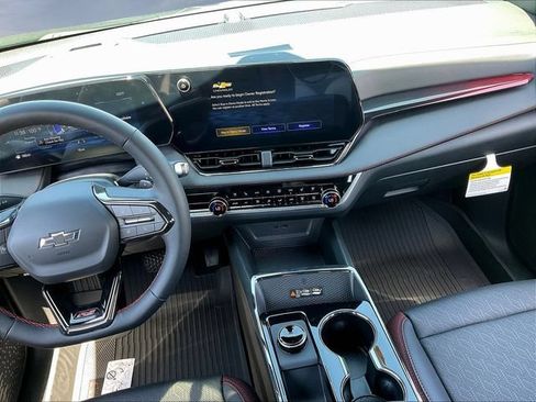 New 2027 Chevrolet Equinox RS w/ Safety and Technology Package FWD image 6