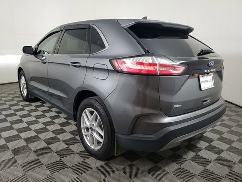 Used 2021 Ford Edge SEL w/ Convenience Package image 4