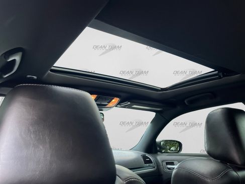 Used 2018 Chrysler 300 S w/ S Model Appearance Package RWD image 20