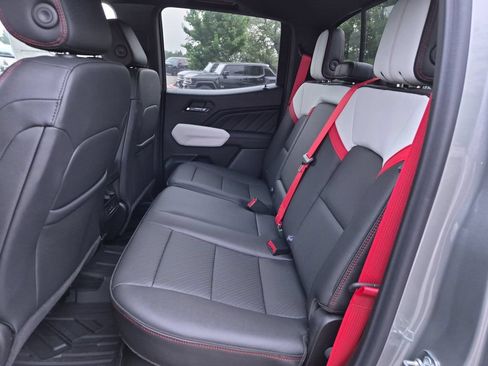 New 2026 GMC Canyon AT4X AWD/4WD image 41