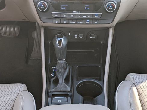 Used 2021 Hyundai Tucson Limited w/ Cargo Package image 16