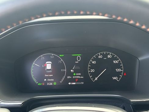 Used 2025 Honda CR-V Sport Touring image 16
