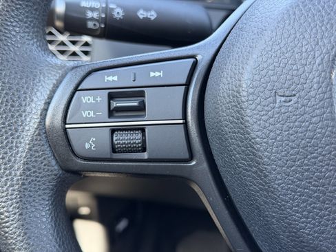 Certified 2023 Honda Accord EX image 22