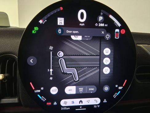 Used 2025 MINI Cooper 2-Door Hardtop image 22