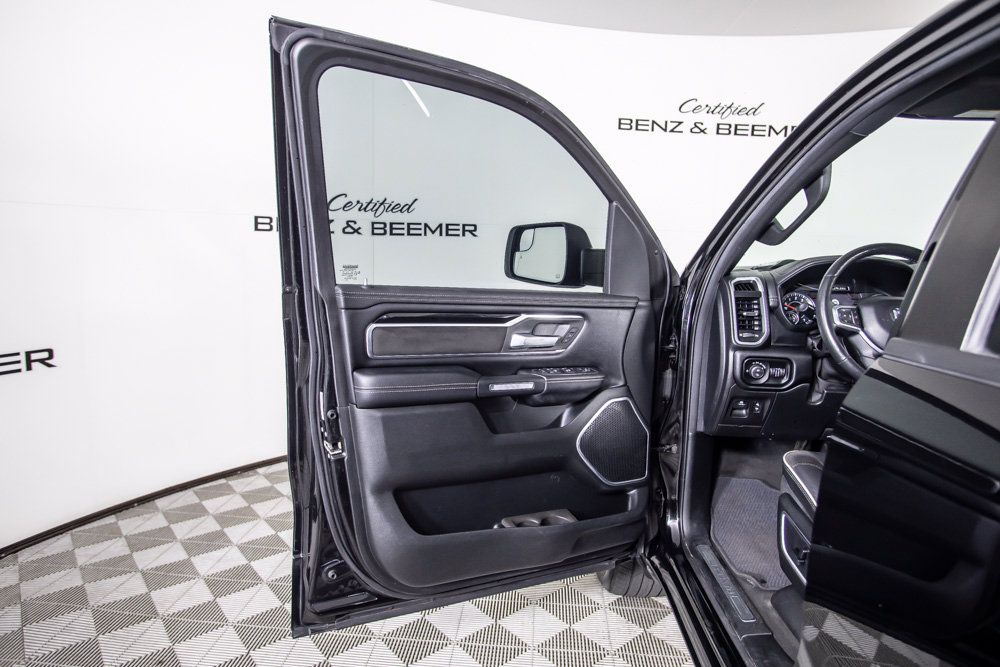 Used 2021 RAM 1500 Laramie w/ Sport Appearance Package AWD/4WD image 17