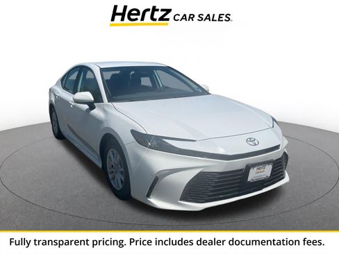 Used 2025 Toyota Camry LE FWD image 1