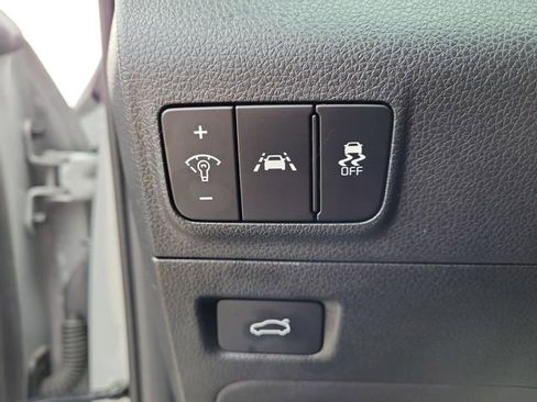 Used 2023 Kia K5 GT-Line image 22