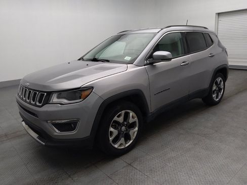 Used 2018 Jeep Compass Limited w/ Navigation Group image 2