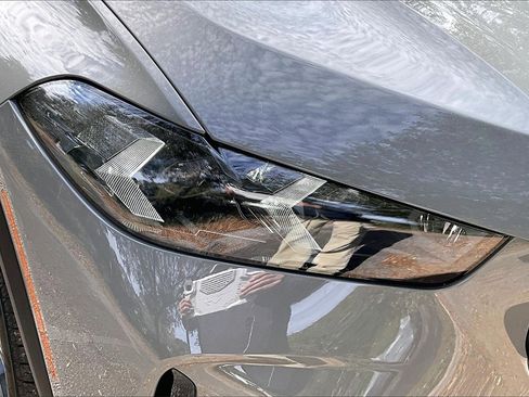 Used 2025 BMW X5 xDrive40i w/ M Sport Package image 29