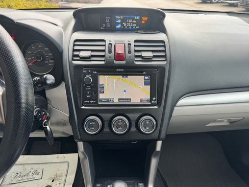 Used 2014 Subaru Forester 2.5i Limited image 11