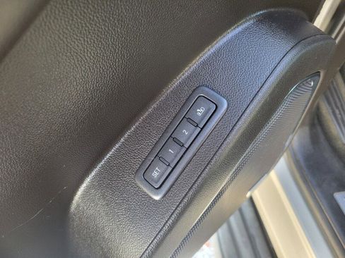 Used 2016 Chevrolet Tahoe LT image 13