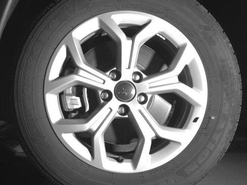 Used 2025 Jeep Compass Latitude image 12