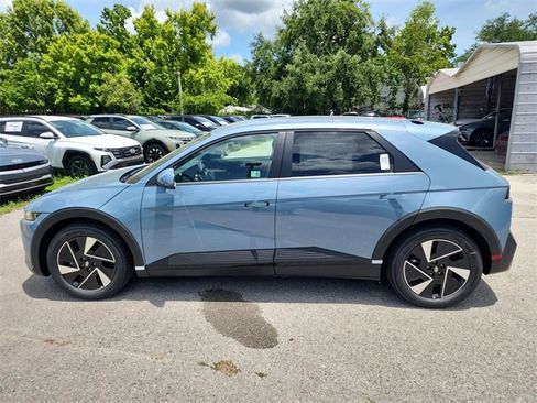 New 2025 Hyundai Ioniq 5 SE image 5