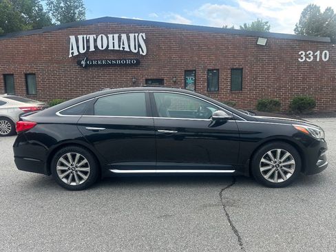 Used 2016 Hyundai Sonata Limited w/ Option Group 05 FWD image 8