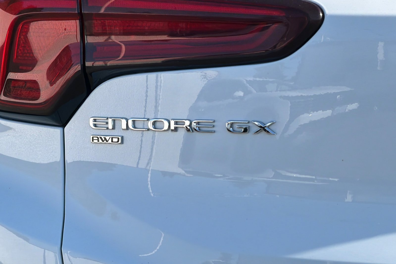 Used 2024 Buick Encore GX Sport Touring AWD/4WD image 23