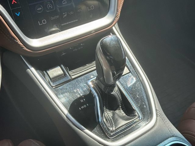 Used 2020 Subaru Outback Touring AWD/4WD image 34