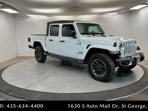 Used 2022 Jeep Gladiator Overland image 7