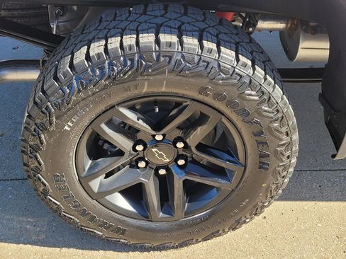 New 2026 Chevrolet Silverado 1500 Custom Trail Boss AWD/4WD image 5