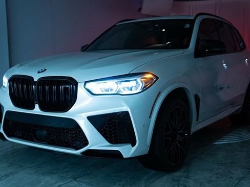 Used 2021 BMW X5 M Base w/ Competition Package image 36