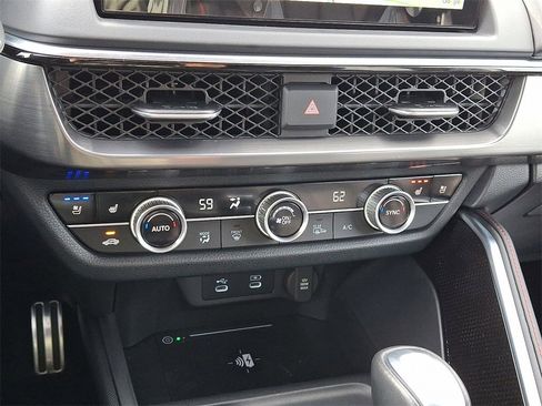 Used 2025 Acura ADX A-Spec image 16