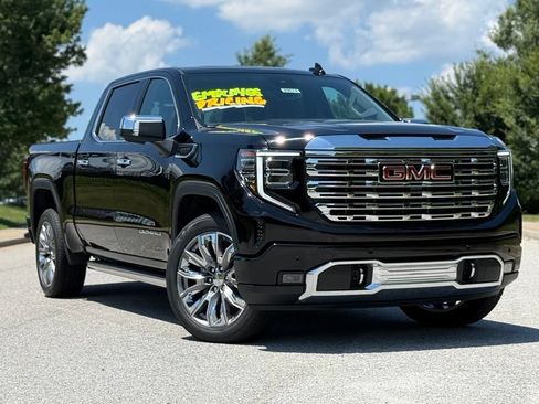 New 2026 GMC Sierra 1500 Denali w/ Denali Reserve Package AWD/4WD image 2