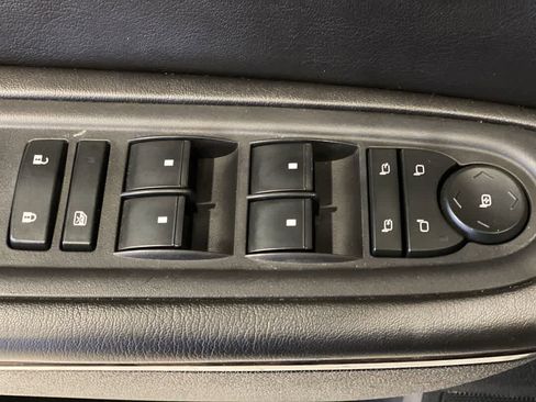 Used 2016 GMC Acadia Denali image 16