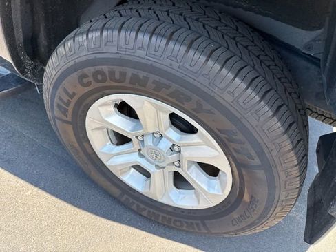 Used 2015 Toyota 4Runner SR5 RWD image 11