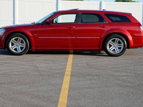 Used 2006 Dodge Magnum R/T w/ Convenience Group II RWD image 16