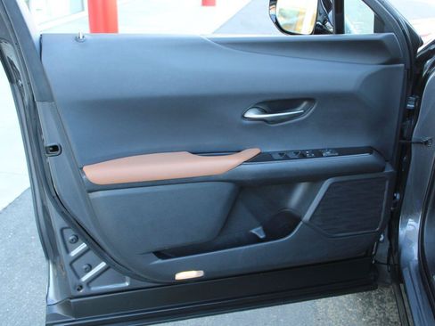 Used 2022 Lexus UX 250h w/ Accessory Package (Z2) AWD/4WD image 46