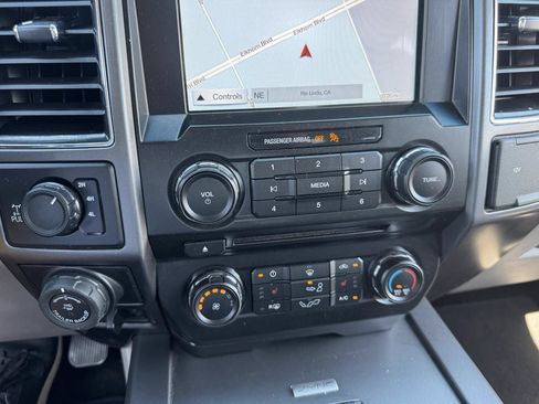 Used 2018 Ford F150 XLT w/ Equipment Group 302A Luxury AWD/4WD image 29