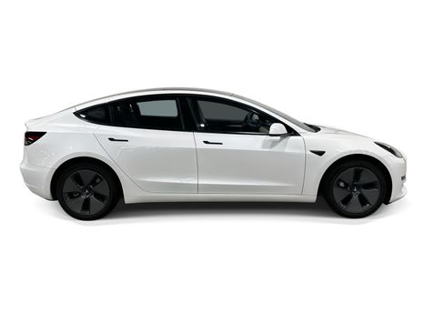 Certified 2023 Tesla Model 3 Standard Range RWD image 7