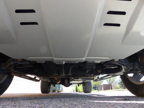 Used 2022 Ford Ranger Lariat w/ FX4 Off-Road Package image 14