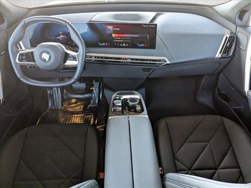 New 2026 BMW iX xDrive60 w/ Premium Package image 15